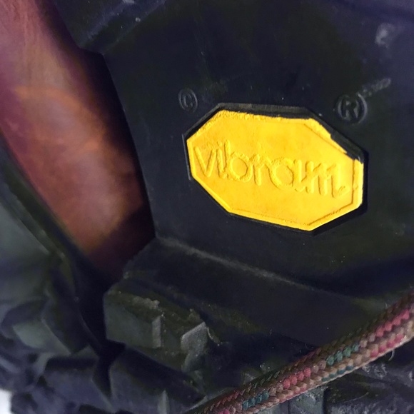 EMS vintage leather Vibram Italian hiking boots - Picture 7 of 16